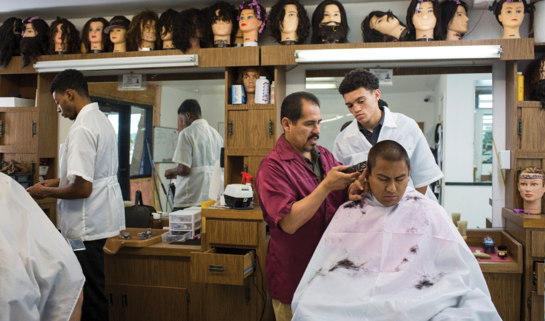 Barbershop with many heads