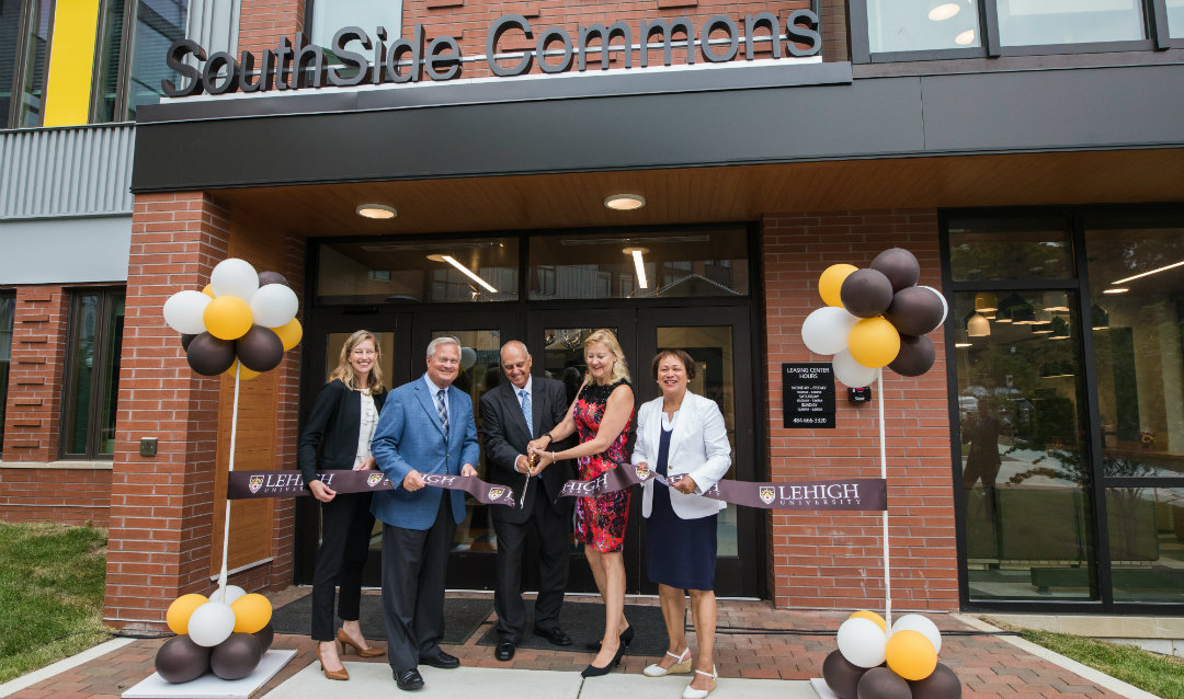 Ribbon cutting for SouthSide Commons
