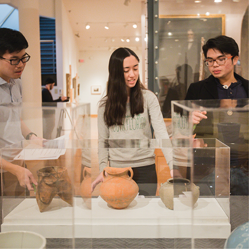 Students in Lehigh art gallery