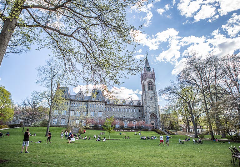 Alumni Memorial in Spring