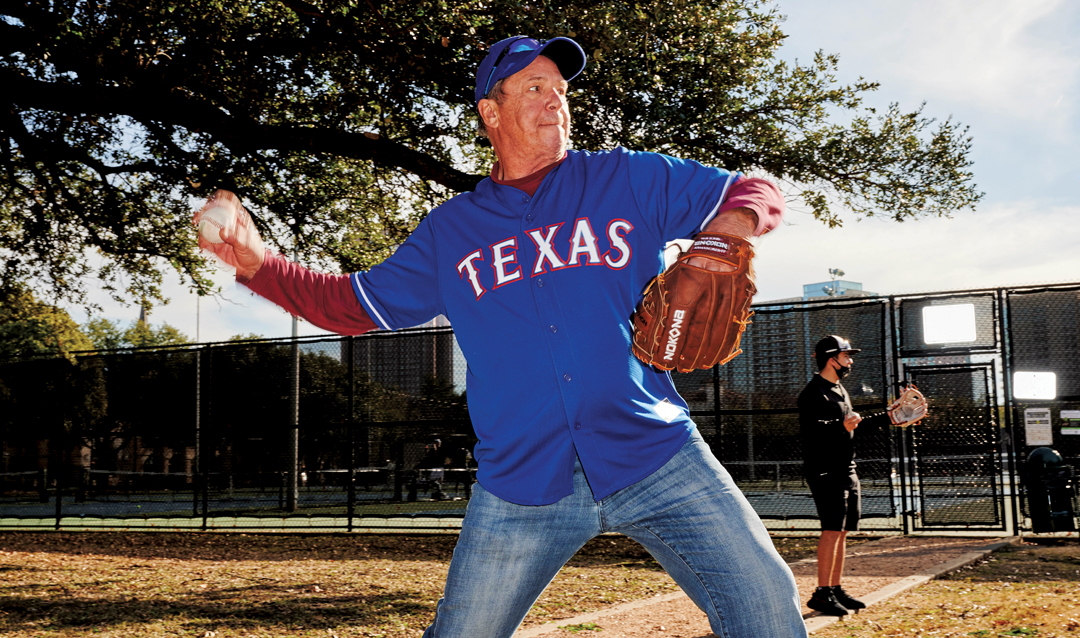 Frank Miller throwing a baseball