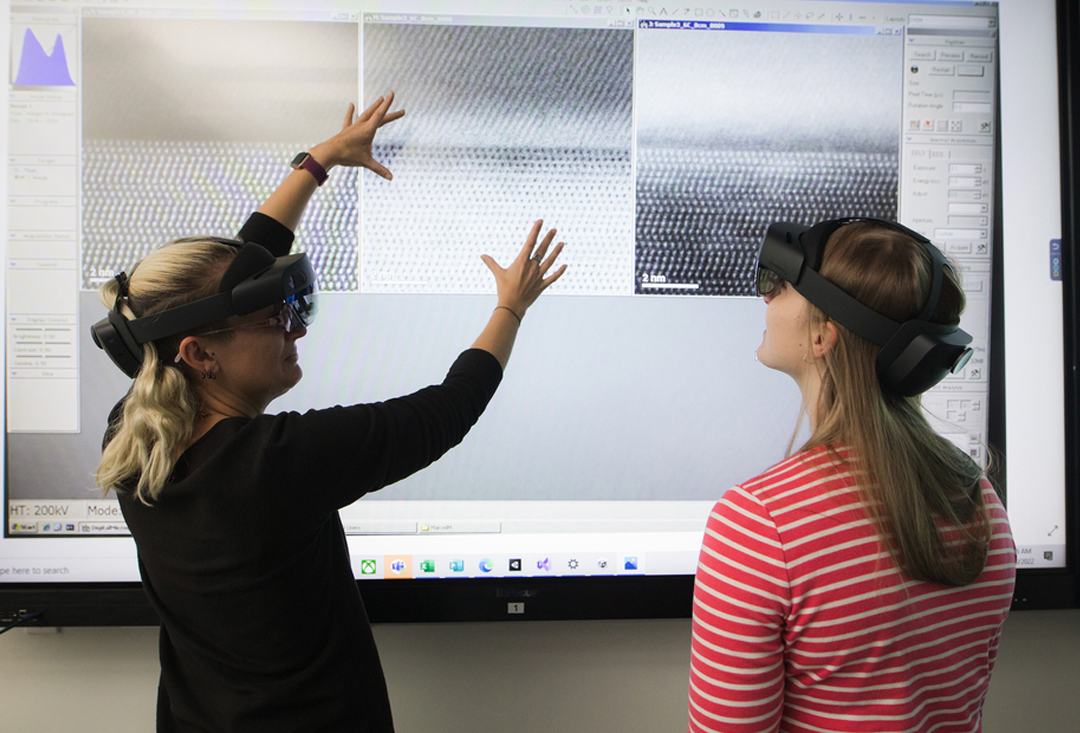 Students in the Nano/Human Interfaces Lab