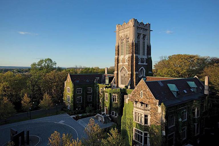 Alumni Memorial Building