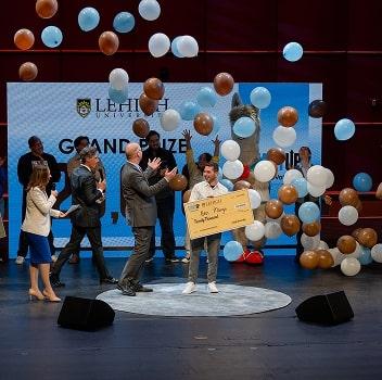 Balloons falling at a presentation