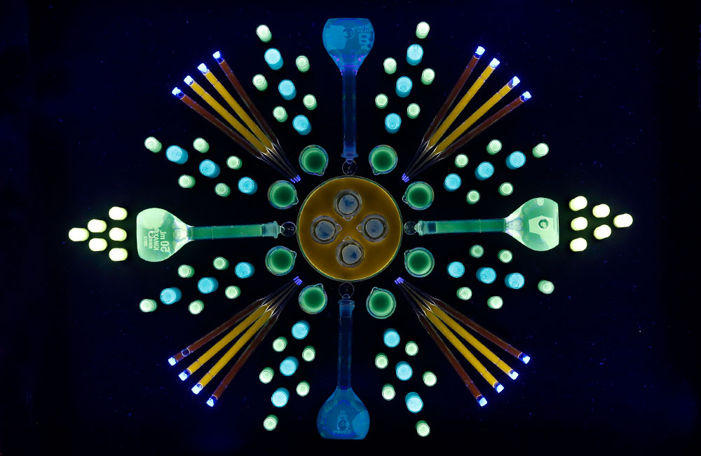 Colorful Quantum Dots