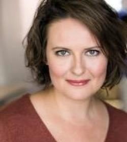 Jessica Dean headshot