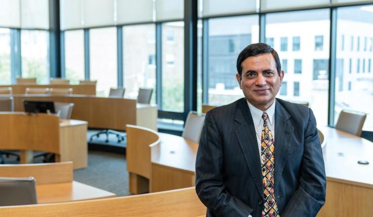 Lehigh College of Business Dean Manoj Malhotra